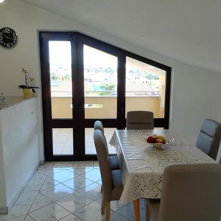 Apartman Sintic Крк Екстер'єр фото