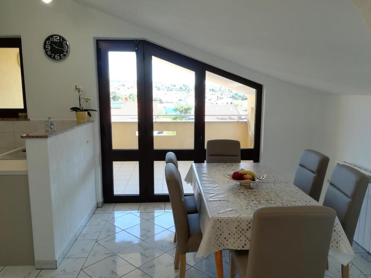 Apartman Sintic Крк Екстер'єр фото