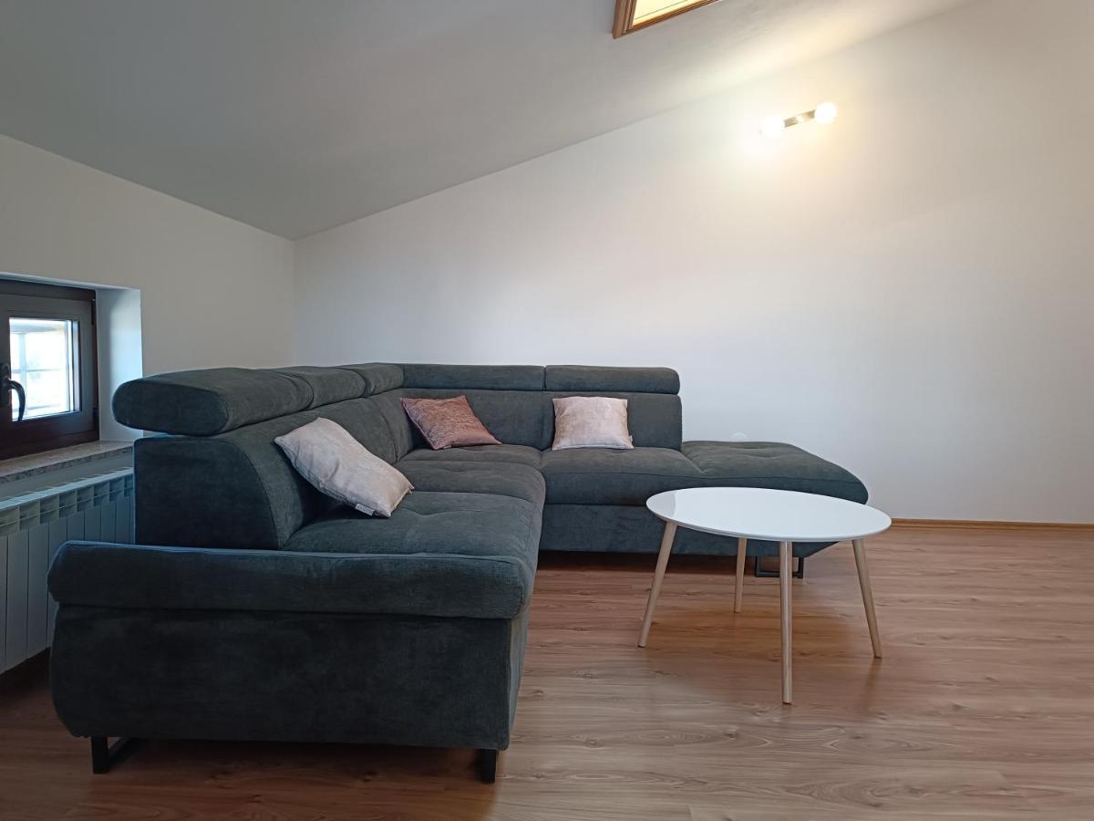 Apartman Sintic Крк Екстер'єр фото